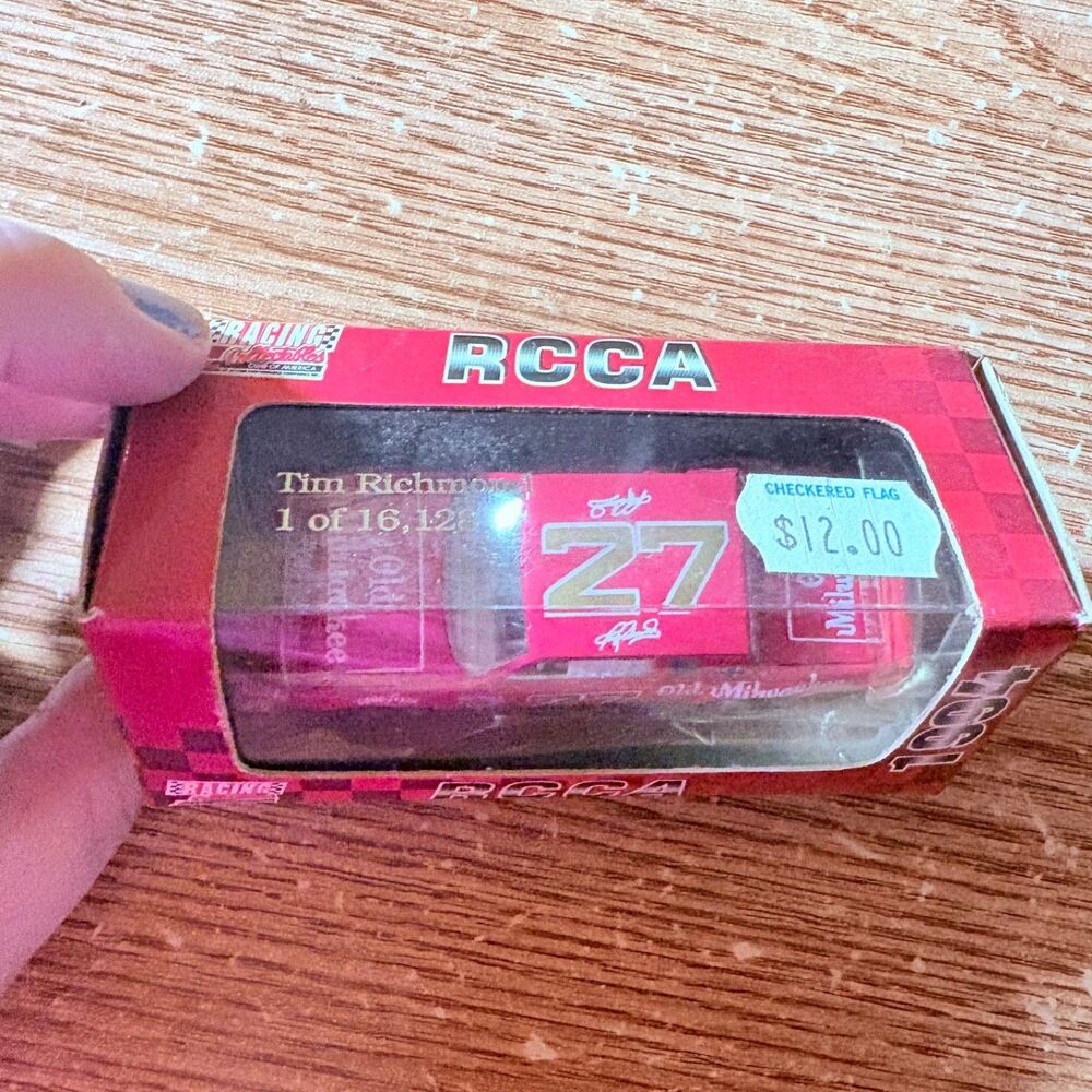 Tim Richmond #27 Old Milwaukee 1985 Pontiac Action Nascar 1/64 Diecast